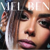 Amel Bent à Thiais