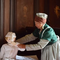 Le château raconté par les marionnettes