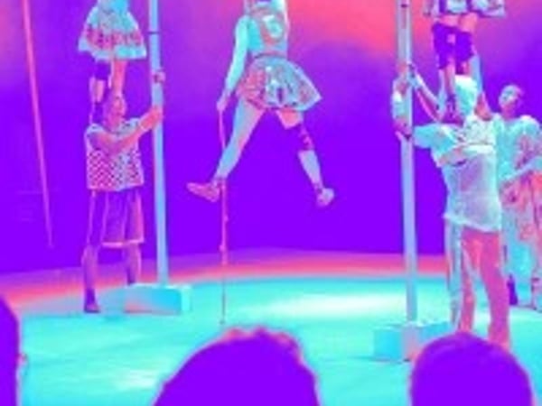 Circus Baobab Yongoyely