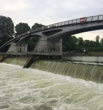 Visite du barrage de Saint-Maurice, de l'écluse et de la passe à poissons
