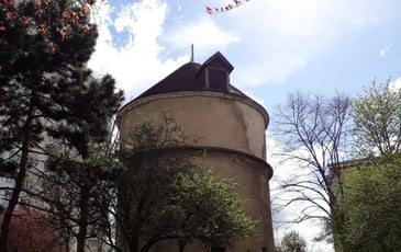 Jeux à la découverte du colombier médiéval
