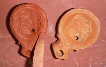 Atelier fabrication d'une lampe à huile à la manière des Gallo-Romains