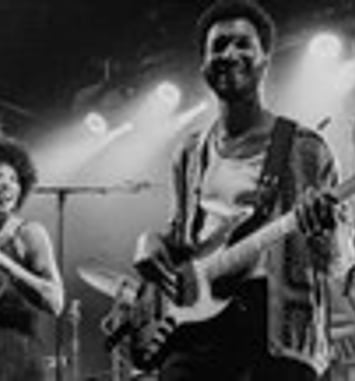 The Buttshakers avec Roxane en 1ère partie