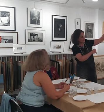 Ateliers de pratique artistique et visite de l'Artothèque de Paris Est Marne et Bois